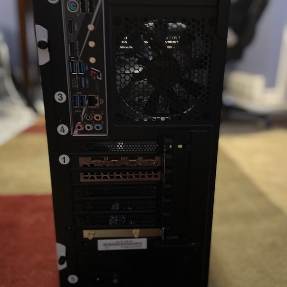 Gaming - Picture 4 of 6